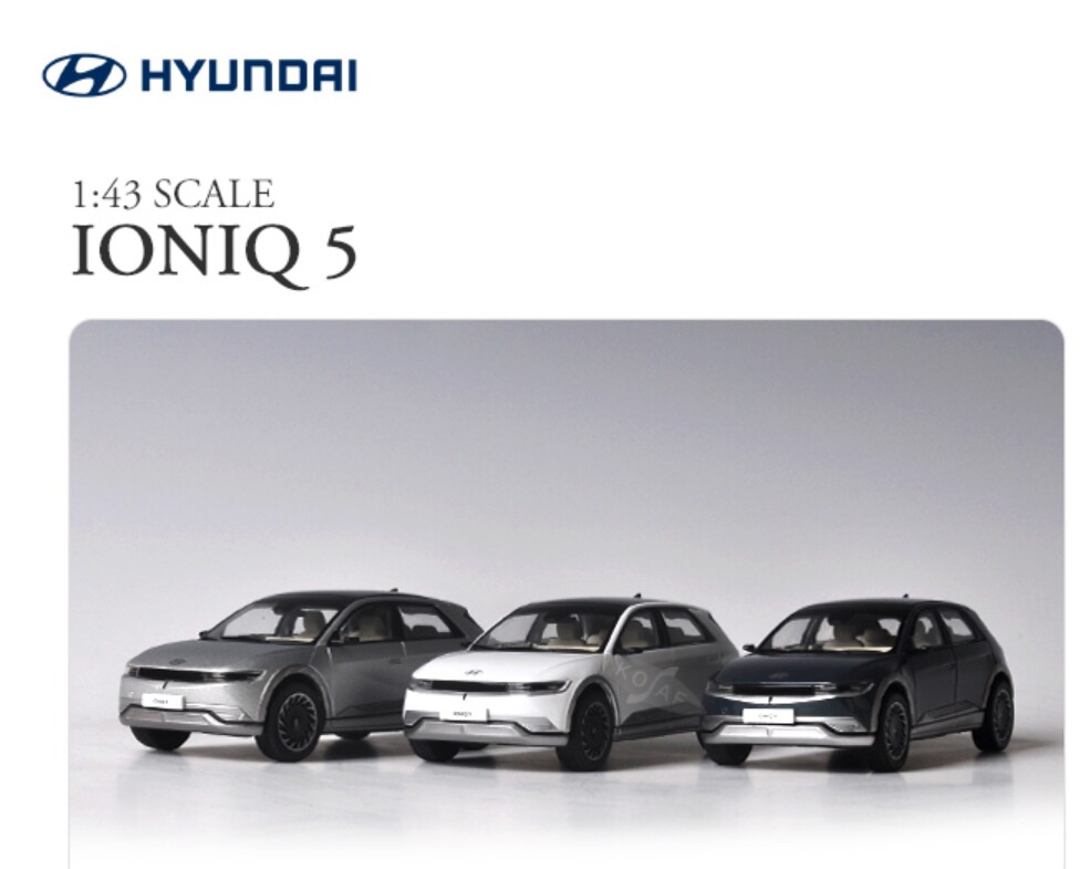 【新品】ヒュンダイ ヒョンデ 1:43 アイオニック5 ホワイト ミニカー 新品】ヒュンダイ ヒョンデ 1:43 アイオニック5 ホワイト