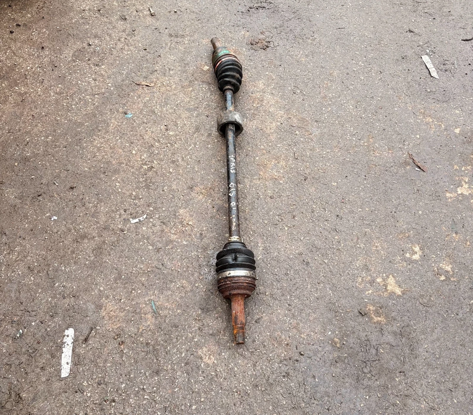 Toyota Yaris NCP10 1.3 front right driveshaft actual item photo 1
