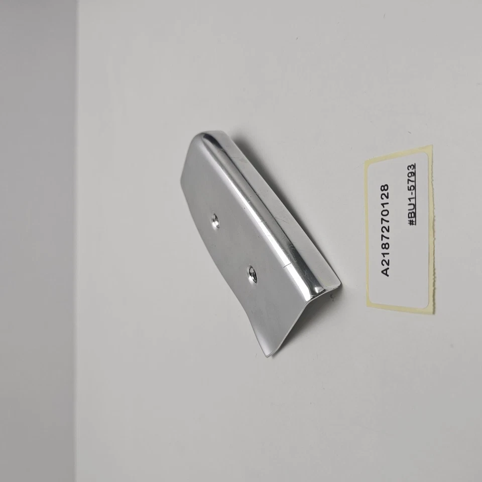 Moldura de puerta delantera izquierda Mercedes-Benz CLS400 2012-2018 A2187270128 Foto 4 de 4