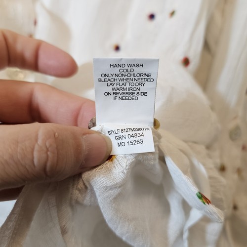 Hope Springs Damen L Top weiß bunt Blumenstickerei halbtransparent mit Trägertop - Bild 11 von 12