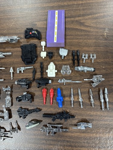 Vintage GI Transformers Original Lot Of 50+ A12 - Picture 3 of 3