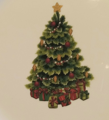 Pfaltzgraff Christmas Day Dinner Plates -- Lot of 8 - Picture 2 of 4