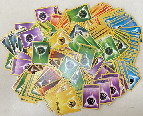 Sammlung von über 250 zufälligen Pokemon Energiekarten - Bild 1 von 4