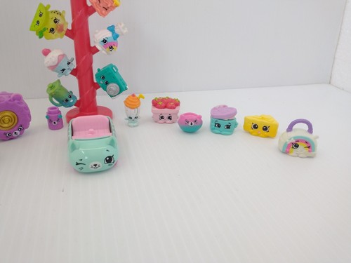 Konvolut 22 Teile Shopkins & Happy Places Möbel & Zubehör Elch Spielzeug - Bild 4 von 16