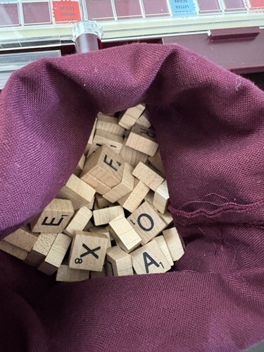 Vintage 1990 Scrabble Deluxe Travel Edition Crossword Game Milton Bradley - Picture 3 of 7