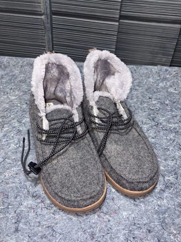 Dearfoams Men’s US Size 9-10 Slippers Faux Fur Lined Fast Shipping!