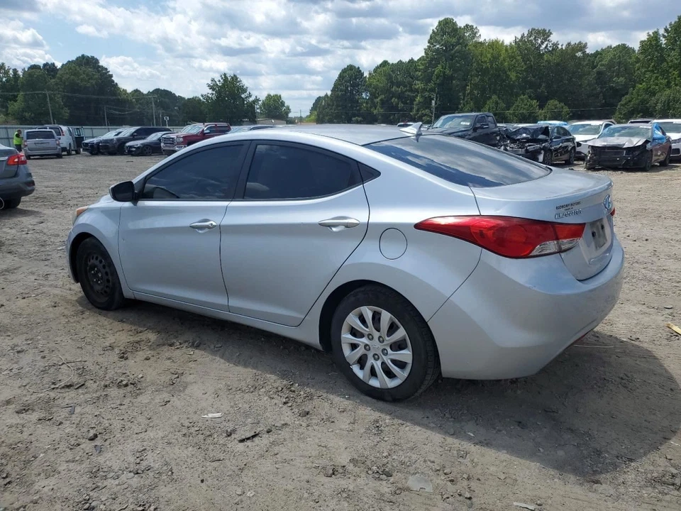 (LOCAL PICKUP ONLY) Hood Sedan Fits 11-16 ELANTRA 2648681 - Изображение 2 из 4