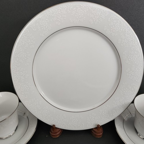 Tahoe by Noritake 6 Pc. Place Setting For 2. (12 Pcs. Total) #2585 - Picture 2 of 14