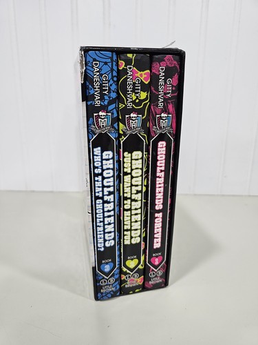 Monster High ~ The Ghouls Rule Box Set by Gitty Daneshvari ~ 3 Volume Hardcover - Picture 3 of 7