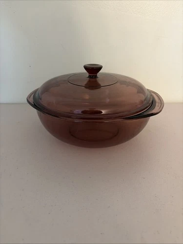 Vintage Pyrex 024 Purple Cranberry 2 Quart Glass Casserole Dish Ovenware w/ Lid