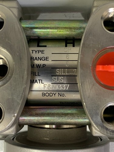 GE Druck / Smart Pressure Transmitter / STX 2100 / X2100-2352 / MWP 140 BAR - Picture 12 of 16