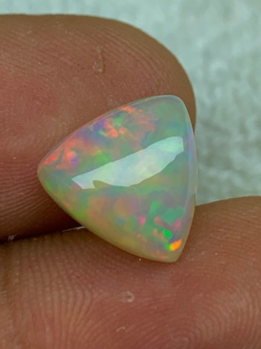 3.25ct- Rainbow Fire Opal, Opal, Opal for Jewelry Making, Ethiopian Welo Opal - Picture 2 of 10