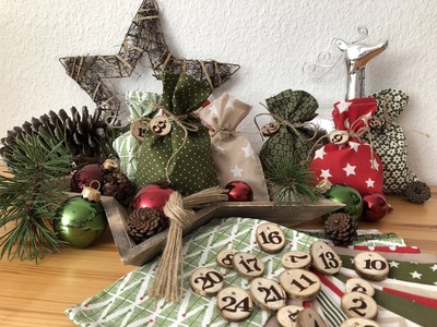 Feste Besondere Anlasse Adventskalender Landhaus Adventskalender Sackchen Zum Befullen Beige Rot Grun Mobel Wohnen Blog Vr Com Br