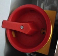 1pcs EATON Cam Switches Disconnect Switches P1-32/EA/SVB