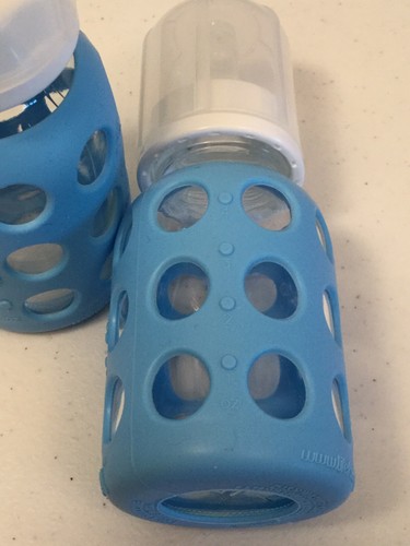 LIFEFACTORY Lot Of 2. Glass Baby Bottles W/ Blue Silicone Sleeve. 4 Oz. Exc Cond - Picture 6 of 7