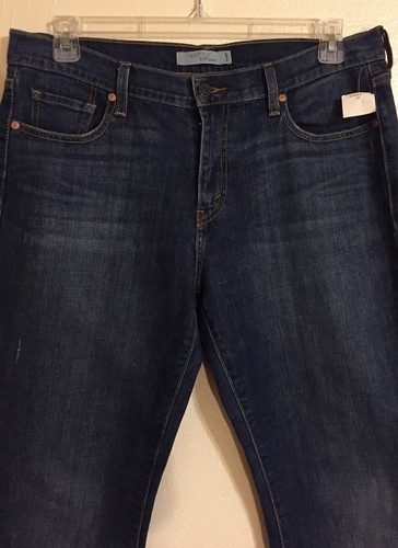NWT Women’s Bootcut Levi’s Blue Denim Jeans Size 12 Inseam 32 - Picture 5 of 9