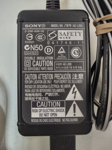 Sony DCR-HC52 MiniDV Handycam Camcorder with Accessories For Parts - Bundle KIT! - Picture 11 of 18