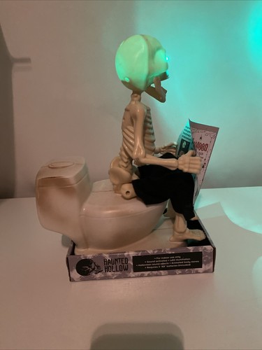 Animated Addams Family Musical Skeleton on Toilet-Green LED Eyes Fart Song Sound - Picture 3 of 7