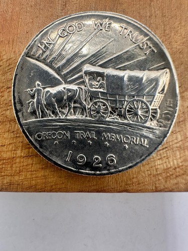 1926-S Oregon Trail Memorial Commemorative Half Dollar #7417 - Picture 2 of 7