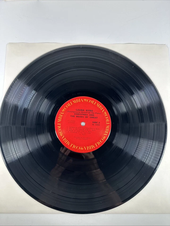 Laura Nyro, CHRISTMAS AND THE BEADS OF SWEAT LP VINYL  Columbia KC 30259 - Image 3 of 4