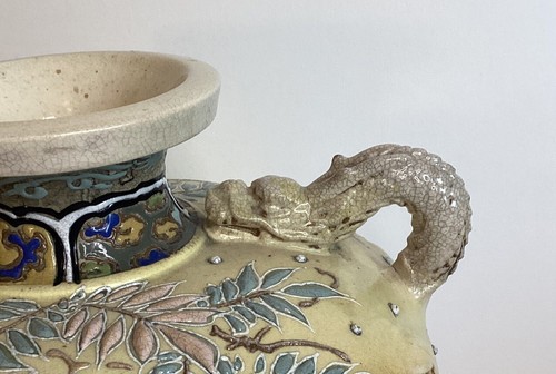 Japanese Satsuma Vase with Dragon Handles 10" tall x 10" at belly~ Antique - Picture 8 of 10
