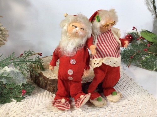 Vintage kitschige Weihnachten Mr & Mrs Santa Clause Stofffiguren in PJ’S ~ Einweg - Bild 2 von 21