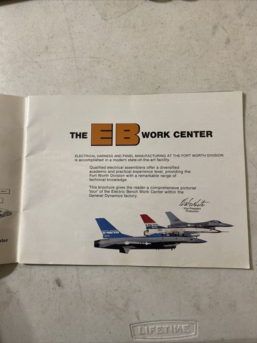 General Dynamics Electric Bench Work Center F-16 Air Force Book Brochure - Foto 4 di 13