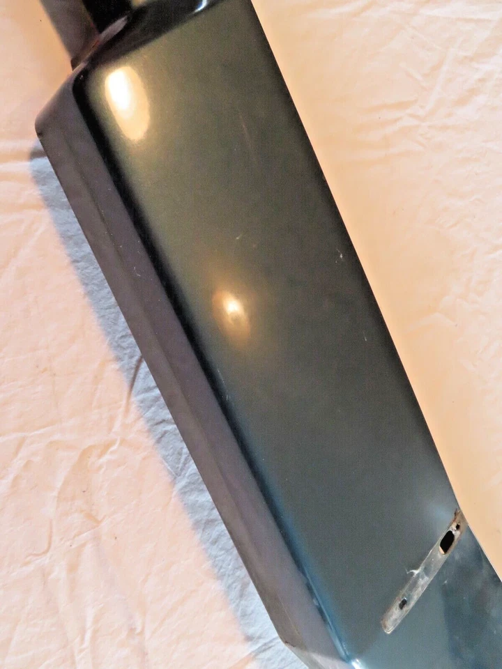 OEM 77-79 LeSabre Parrilla Delantera Parrilla Cabezal Superior Nariz Panel ORIGINAL GM Foto 3 de 4