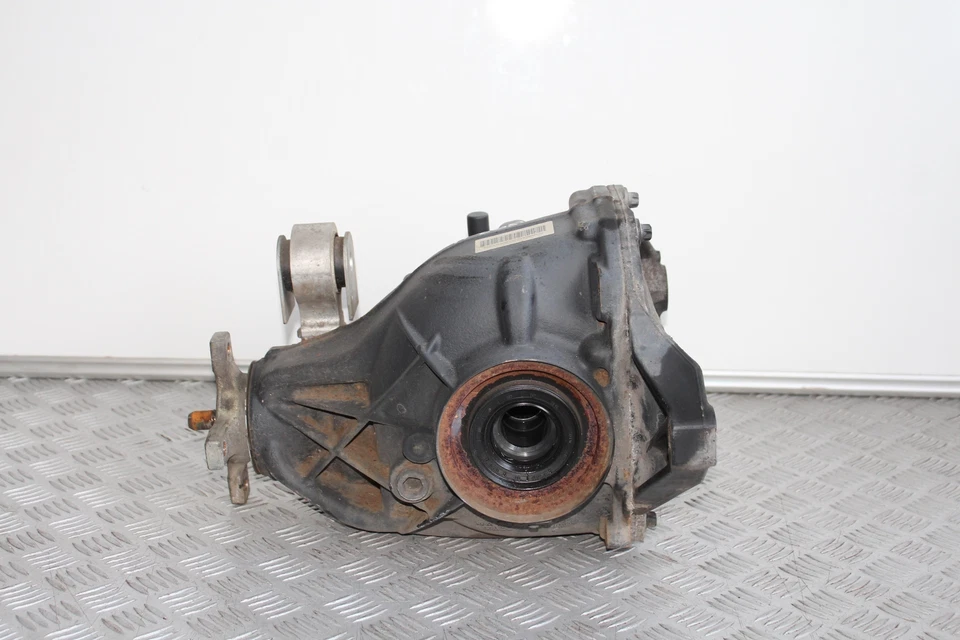 Diferencial trasero MERCEDES-BENZ C350d W205 2053502602 (W205) Foto 3 de 4