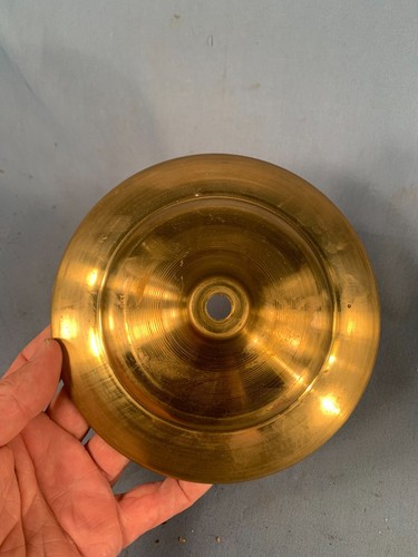 Vintage 6&5/8in Brass Heat Cap for Electric Table Lamp Shade - Picture 2 of 3