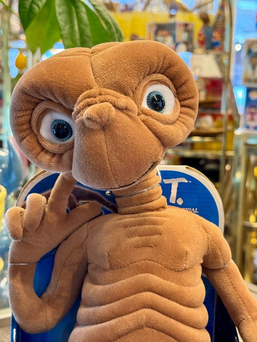 Vintage 2001 Toys R Us Exclusive E.T The Extra-Terrestrial