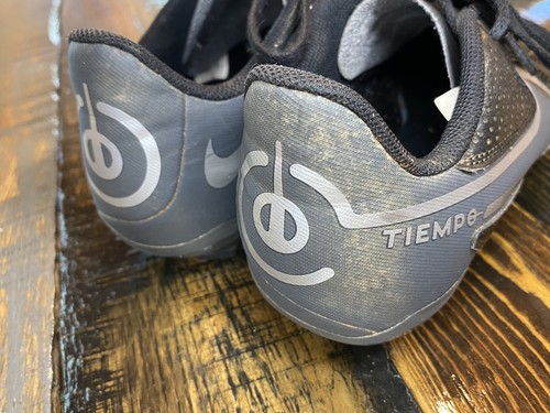 Nike Tiempo Cleats Youth 2.5Y Black Gray Soccer Shoes DA1331-007 - Picture 5 of 13