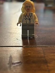 Lego 7197 Minifigure Elsa Schneider Indiana Jones iaj045 From Canal Chase ES32