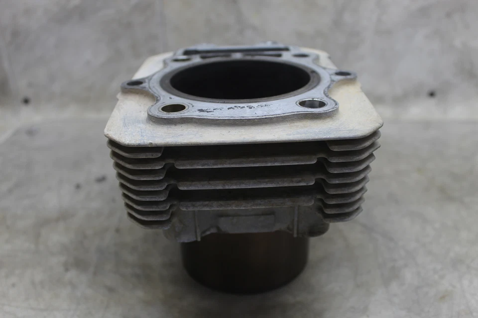 Suzuki Eiger 400 2002-2007 OEM motor cilindro pistón bloque jarra barril núcleo Foto 4 de 4