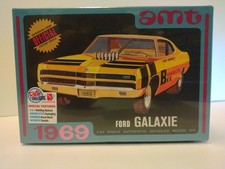 AMT -"1969 FORD GALAXIE" 1:25 Scale Model Kit #AMT 1373/12
