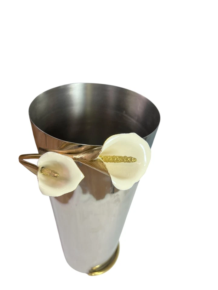 Jarrón grande Michael Aram Calla Lily acero inoxidable, esmalte blanco y latón $265 Foto 3 de 4
