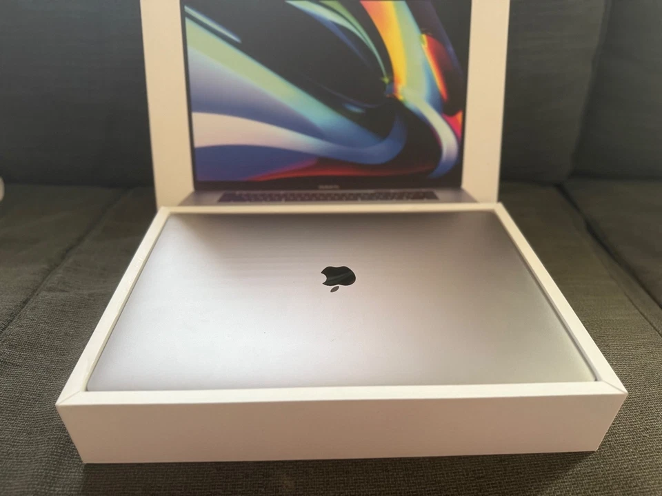 Apple MacBook Pro A2141 16 Zoll (1TB SSD, Intel Core i7-9750, 2,60GHz, 32GB RAM, - Bild 2 von 4