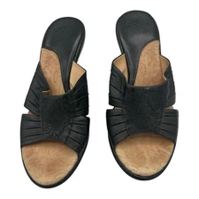 SOFFT Black Leather Embroidered Mule Heels Sandals Women's Size 9.5M