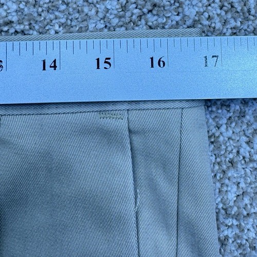NEW Lee Stain Resist Pants Mens Size 32x32 Khaki Beige Pleated Relaxed Fit - Picture 4 of 13