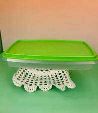 New Tupperware Deli/Meat/Cheese Keeper Slim Line Container BPA FREE