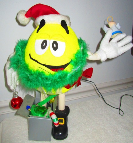 VNTG M&M LG. LIGHT UP CHRISTMAS FIGURE~VGC~16" TALL~WORKS GREAT~LOOPY & LOVEABLE