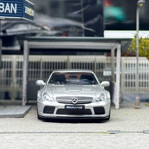 GUM 1:64 Mercedes Benz SL65 AMG Black Series5th R230 Alloy Car Model Gift Silver - Picture 2 of 4