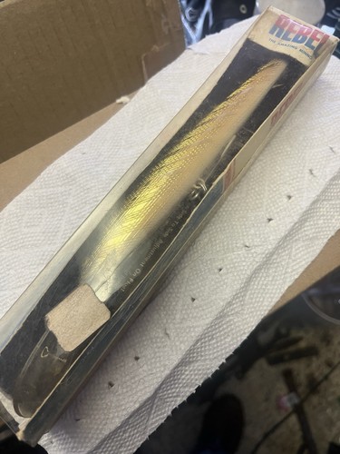 VINTAGE 7” Body GOLD REBEL FISHING LURE DEEP DIVER MINT! See Pics - Bild 7 von 7