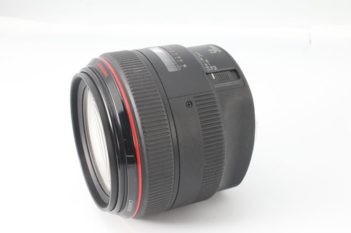 [Read] Canon EF 50mm F1.0 L USM ULTRASONIC Lens EF Mount - Picture 3 of 15