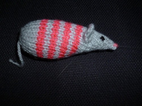 Hand Knitted Soft Toy Mice (3) measuring 8cm long 5cm high approx - Picture 3 of 4