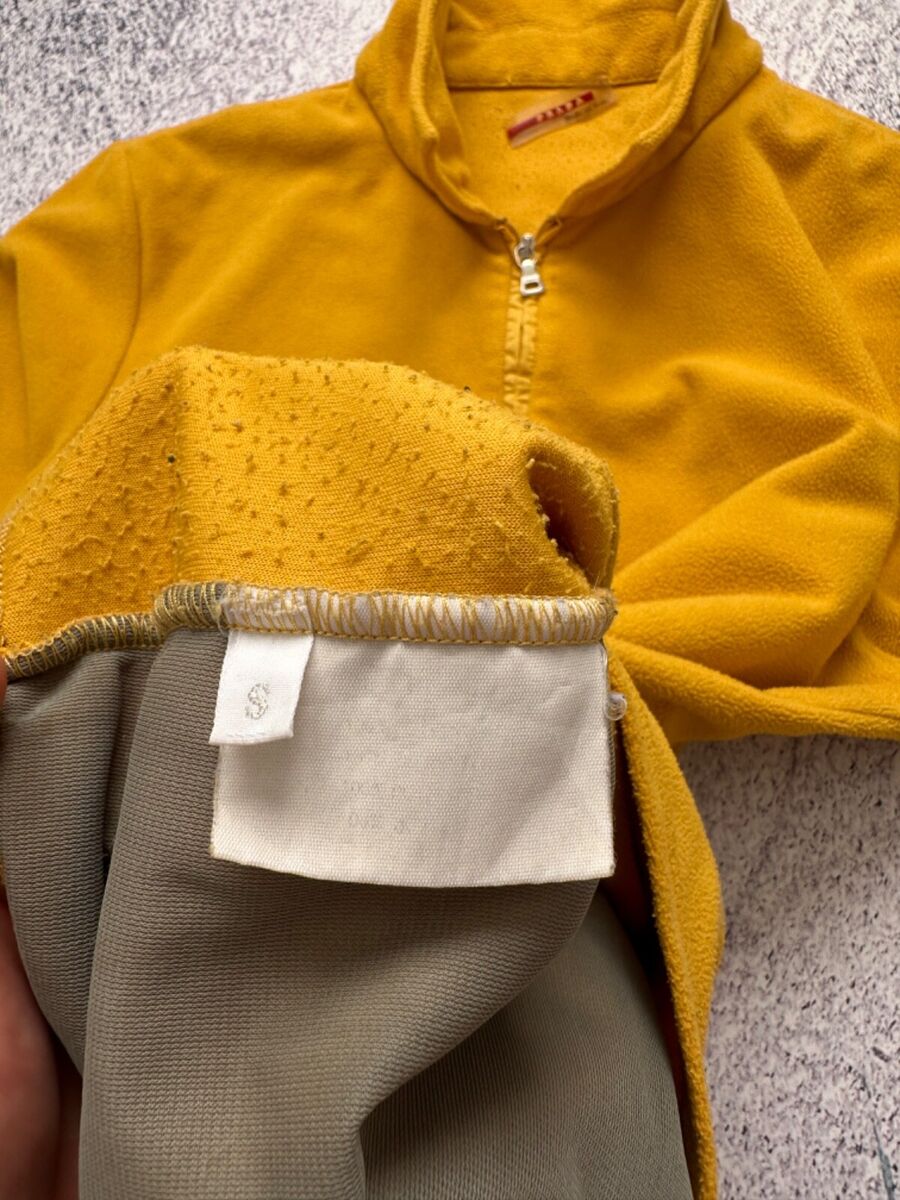 Vintage PRADA Sport Red Tab Yellow Fleece Mens Size S Vintage PRADA Sport Red Tab Yellow Fleece Mens Size S