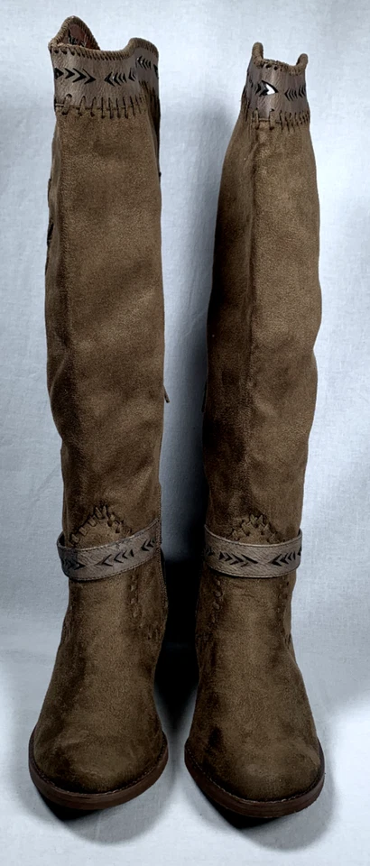 Botas estilo occidental de gamuza marrón hasta la rodilla talla 7,5 sin clasificación Foto 2 de 4