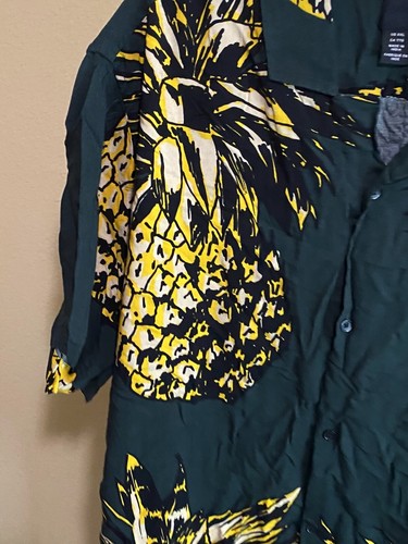 H & M Pineapple Print Artwork SHORT SLEEVE BUTTON UP SHIRT 2XL XXL Slim Length31 - Picture 4 of 6