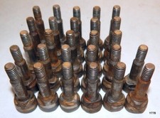 27 PCS Greenteeth 700 Series Stump Grinder Teeth