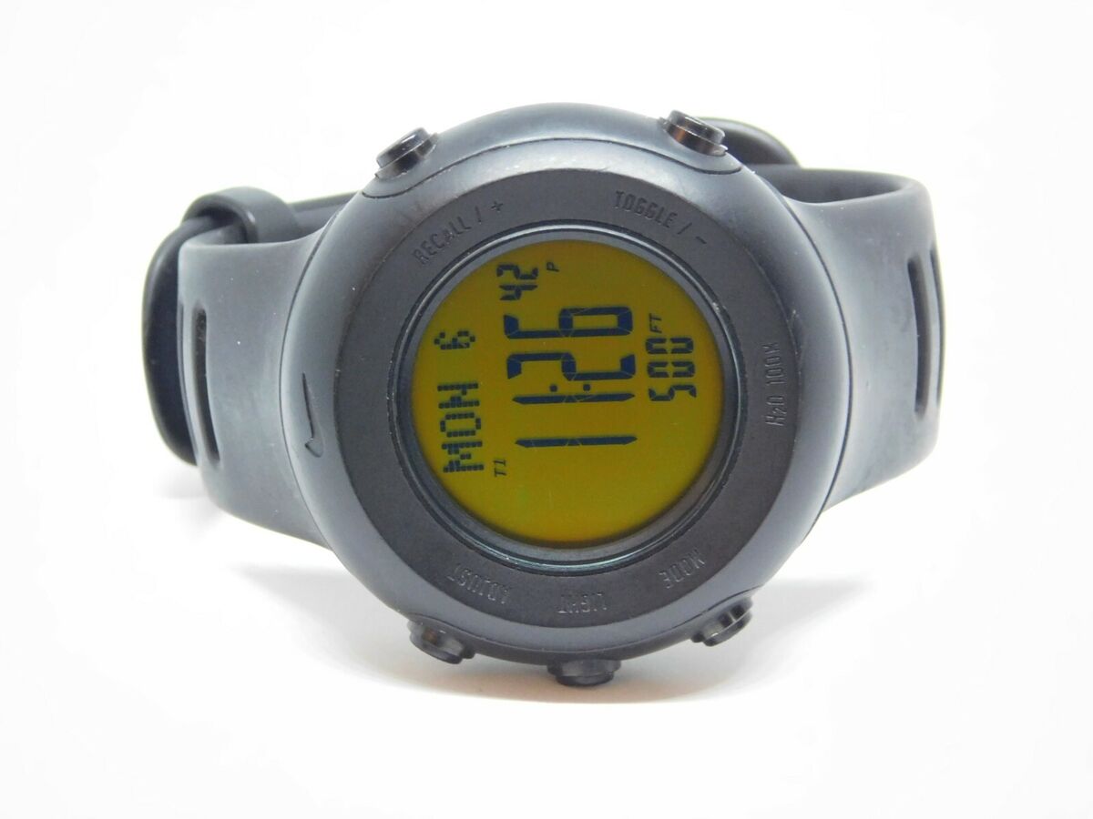 Nike lance 4 watch sale